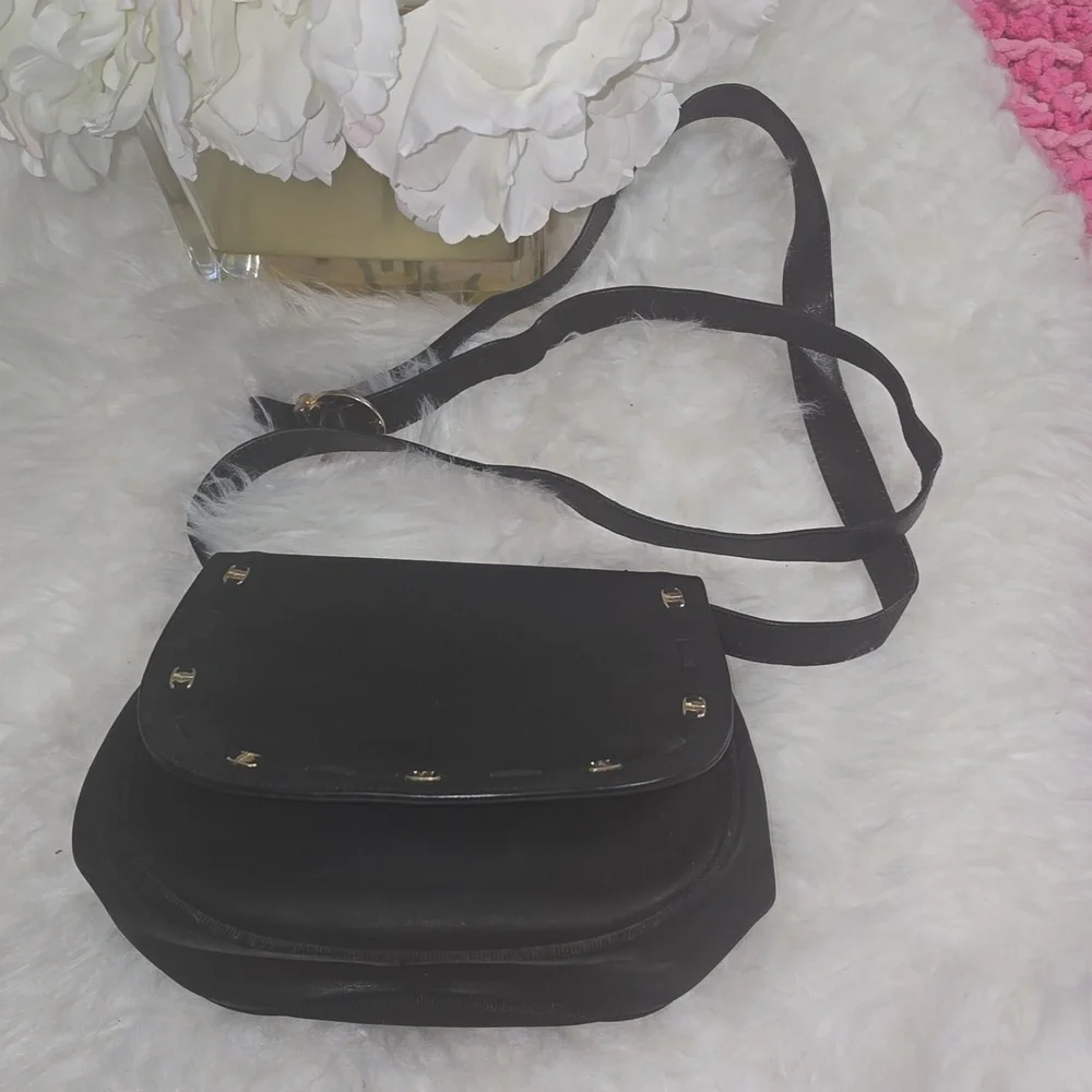Salvatore‎ Ferragamo Black Leather Crossbody Bag
